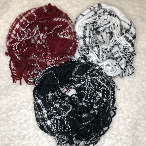 3 Colors! Plaid Fringe Infinity Scarf - Picture 2 of 7